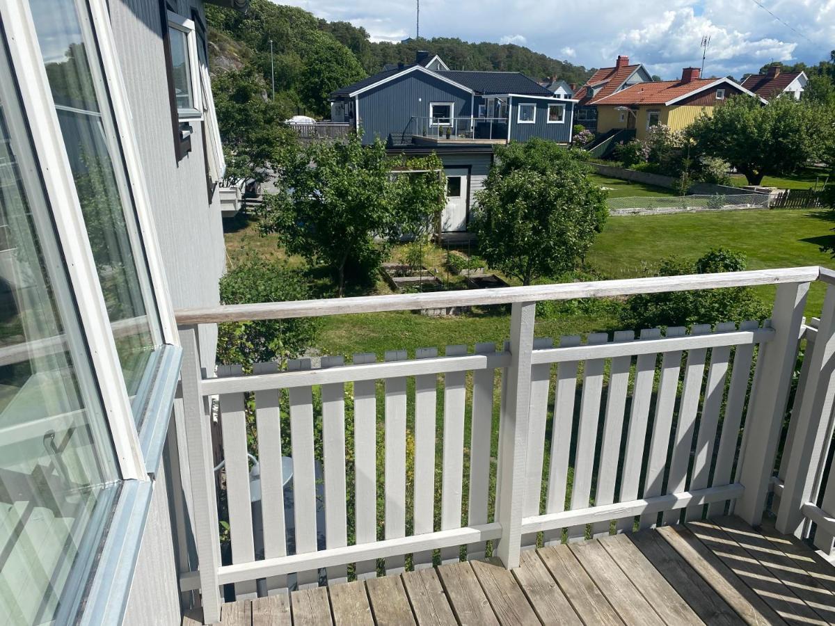 Cheerful Three Room Villa At Stroemstad City Center Strömstad Exterior foto